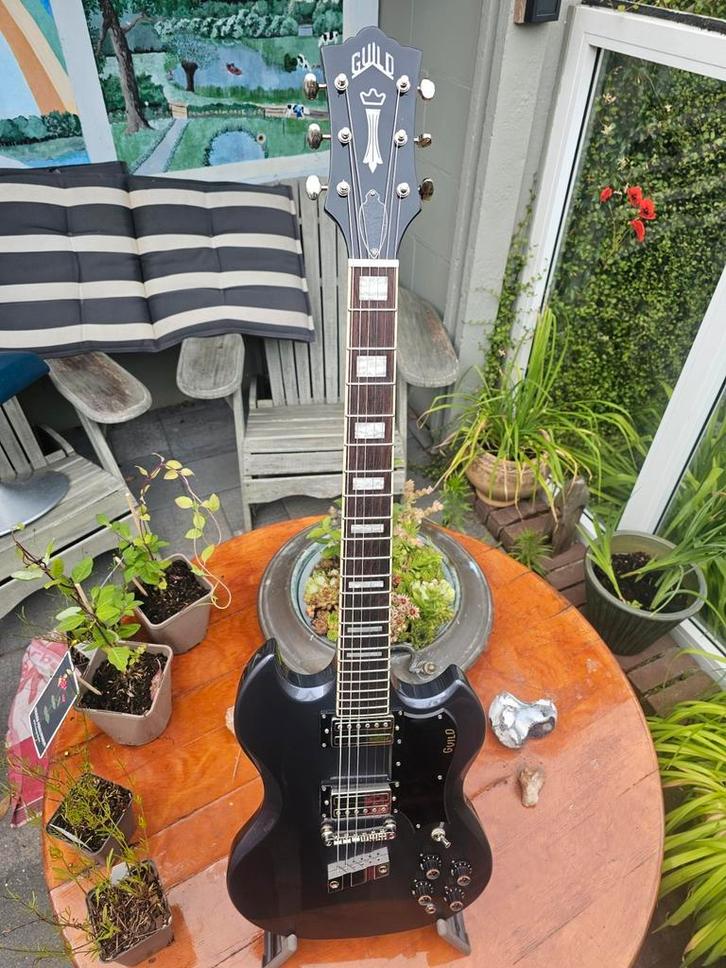 Guild Polara Deluxe, Muziek en Instrumenten, Snaarinstrumenten | Gitaren | Elektrisch, Zo goed als nieuw, Solid body, Overige merken