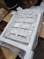 Nieuwe kunststof uitklapbare tuinstoel wit, Tuin en Terras, Ophalen of Verzenden, Zo goed als nieuw, Kunststof