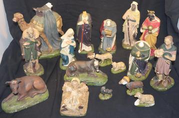 Oude gipsen kerstgroep (17 delen) beschikbaar voor biedingen