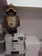 150,00 Oude hangklok met 2 koperen gewichten, Antiek en Kunst, Antiek | Klokken, Ophalen