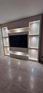 PLAFOND VERLAGEN CINEWALL KOOF MET SPOTJES STUCEN  RENOVATIE