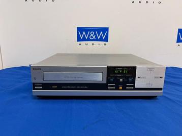 Philips CD-104 beschikbaar voor biedingen