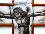 Groot kruisbeeld / crucifix gebrandschilderd opaline glas, Antiek en Kunst, Antiek | Religie, Ophalen of Verzenden