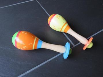 Houten sambaballen, set van twee, ca 18cm groot. beschikbaar voor biedingen
