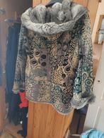 Aparte winterjas met bont gevoerd, Kleding | Dames, Jassen | Winter, Ophalen of Verzenden, Zo goed als nieuw, Maat 42/44 (L)