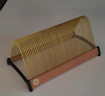 Vintage Platenrek voor Singles beschikbaar voor biedingen