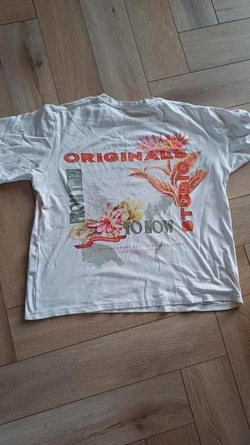 Jack&Jones shirtje maat L. Valt wat ruimer beschikbaar voor biedingen