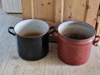 2 brocante oude grote pannen voor plant of boompje, Ophalen
