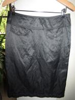 E1354 La Ligna mt 38 rok antraciet satijn kreuk memory, Maat 38/40 (M), Verzenden, Zo goed als nieuw, Knielengte