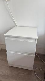 Nachtkastje van IKEA, Huis en Inrichting, Slaapkamer | Nachtkastjes, Ophalen, Minder dan 45 cm, Zo goed als nieuw, Minder dan 55 cm