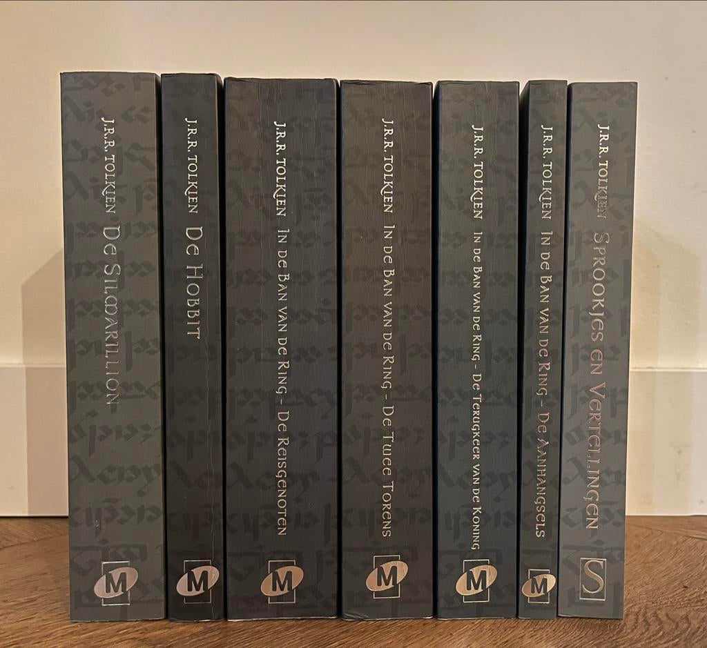 7 boeken J.R.R. Tolkien - Silmarillion In de Ban van de Ring, Ophalen of Verzenden, Gelezen