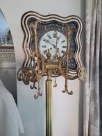 Antieke bronzen kapstok nummer 2, Ophalen