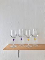 Set vintage rode en witte wijnglazen gekleurd glas, Huis en Inrichting, Keuken | Servies, Ophalen of Verzenden, Glas, Overige stijlen