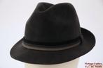 Vintage Gleufhoed Chisnall grijs geborsteld vilt 56, Hoed, Ophalen of Verzenden, 57 cm (M, 7⅛ inch) of minder, Chisnall