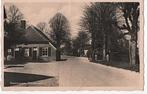 AK ~ Beekbergen ~ Dorpstraat ~ 193X, Verzenden, 1920 tot 1940, Gelopen, Gelderland