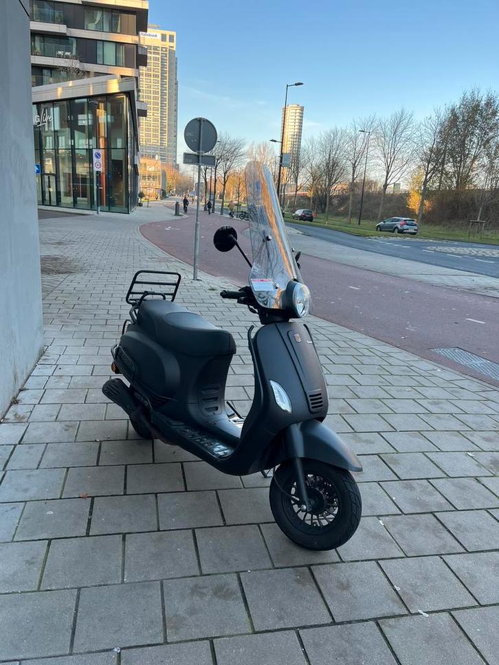 La Sourini S special edition 2021 - 2693km, Fietsen en Brommers, Snorfietsen en Snorscooters, Gebruikt, Overige merken, Benzine