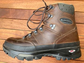 Te koop Lowa wandelschoenen/dames maat 7 beschikbaar voor biedingen