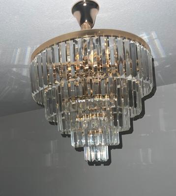 Lampen kristal goud beschikbaar voor biedingen