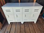 Te koop aangeboden witte houten sidetable, Ophalen, Zo goed als nieuw, 25 tot 50 cm, Rechthoekig
