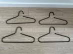 4 Stevige Metalen Kledinghangers, Ophalen, Gebruikt, Metaal, Volwassenen