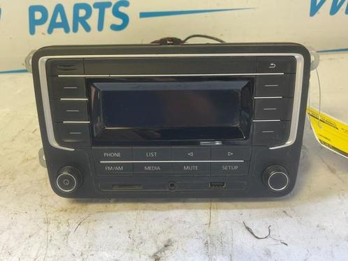 Radio van een Volkswagen Caddy, Auto-onderdelen, Elektronica en Kabels, Volkswagen, Gebruikt, 3 maanden garantie, Verzenden