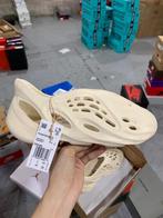 Yeezy Foam Runner Sand | Alle Maten Beschikbaar, Kleding | Heren, Ophalen of Verzenden, Nieuw