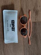 Izipizi zonnebril baby/peuter 12-36 maanden sunny orange, Ophalen of Verzenden, Zo goed als nieuw