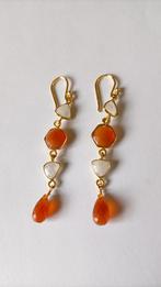 Fraaie zilver vergulde lange oorbellen Maansteen  Rode Onyx, Hangers, Verzenden, Nieuw, Met edelsteen