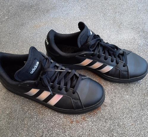 Zwarte ADIDAS sneakers mt 41 Schoenen Marktplaats