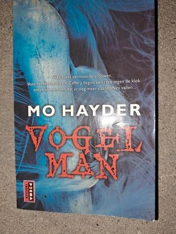 Mo Hayder Vogelman  beschikbaar voor biedingen