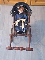 Oude pop met poppenwagen, Antiek en Kunst, Antiek | Speelgoed, Ophalen of Verzenden