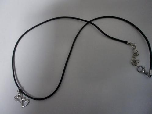 Koordketting wax zwart met hanger 2 hartjes, Sieraden, Tassen en Uiterlijk, Kettingen, Nieuw, Overige materialen, Zwart, Met hanger