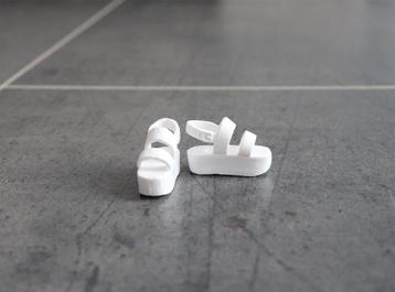 Barbie kleding nieuw - Originele schoenen voor Curvy - Wit beschikbaar voor biedingen