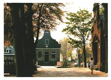 974354	Broek in Waterland	MH 1979 Gemeentehuis	Nette oude ka beschikbaar voor biedingen