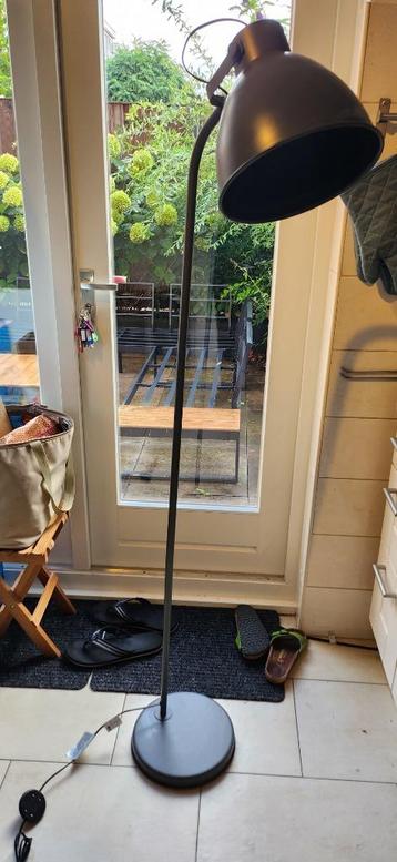 Staande lamp E27 Grijs beschikbaar voor biedingen