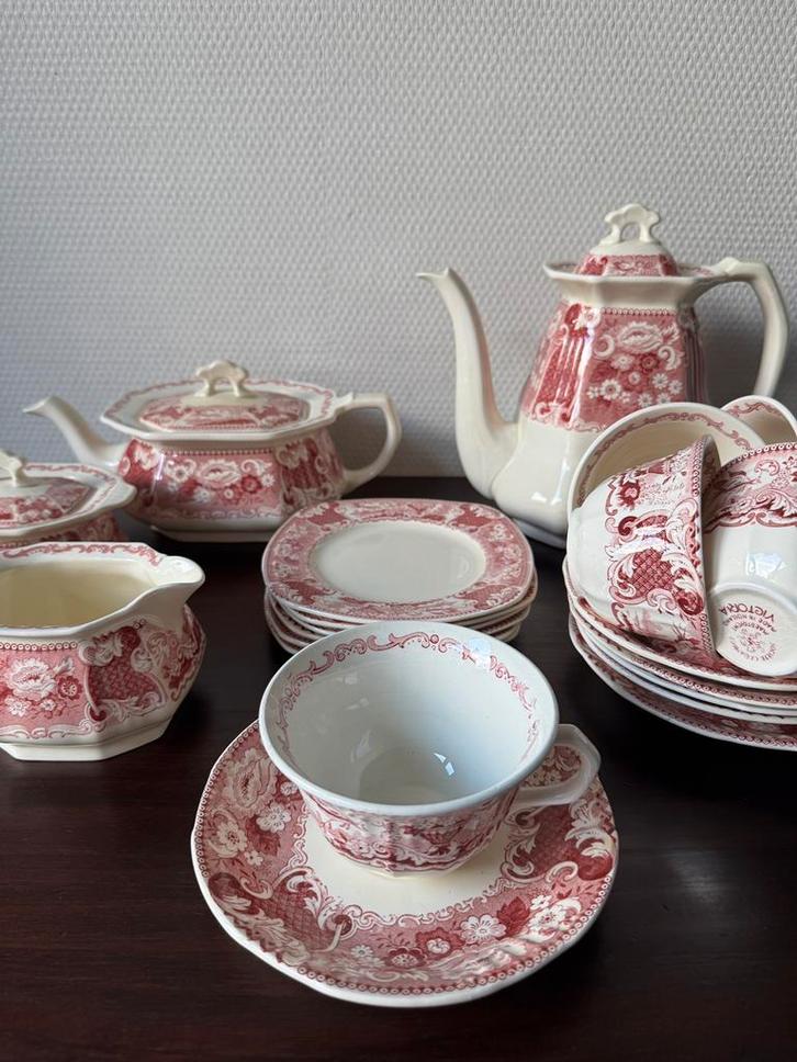 Antiek Rood 6 Persoons Koffie Servies Victoria Keramiek, Antiek en Kunst, Antiek | Servies los, Ophalen of Verzenden
