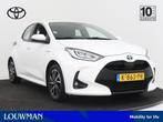 Toyota Yaris 1.5 Hybrid Dynamic | Navigatie | Climate Contro, Gebruikt, Met garantie (alle), Wit, Bedrijf