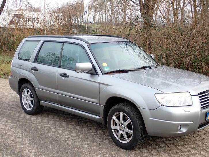 Subaru Forester 2.0  AWD AUT 2006, Auto's, Subaru, Particulier, Forester, 4x4, Airbags, Airconditioning, Centrale vergrendeling