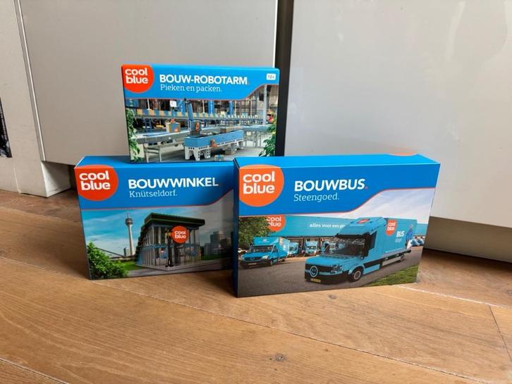 Coolblue bouwpakketten 3 stuks: bus, winkel en robot (nieuw), Kinderen en Baby's, Speelgoed | Duplo en Lego, Nieuw, Complete set