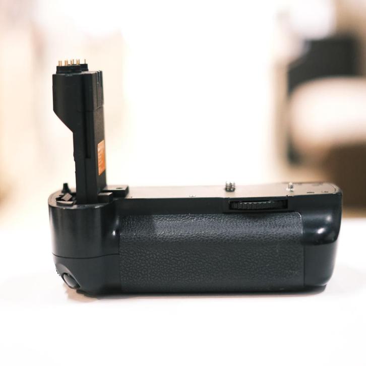 Jupio powergrip Canon-5D (Hoofddorp), Audio, Tv en Foto, Fotografie | Accu's en Batterijen, Zo goed als nieuw, Ophalen of Verzenden