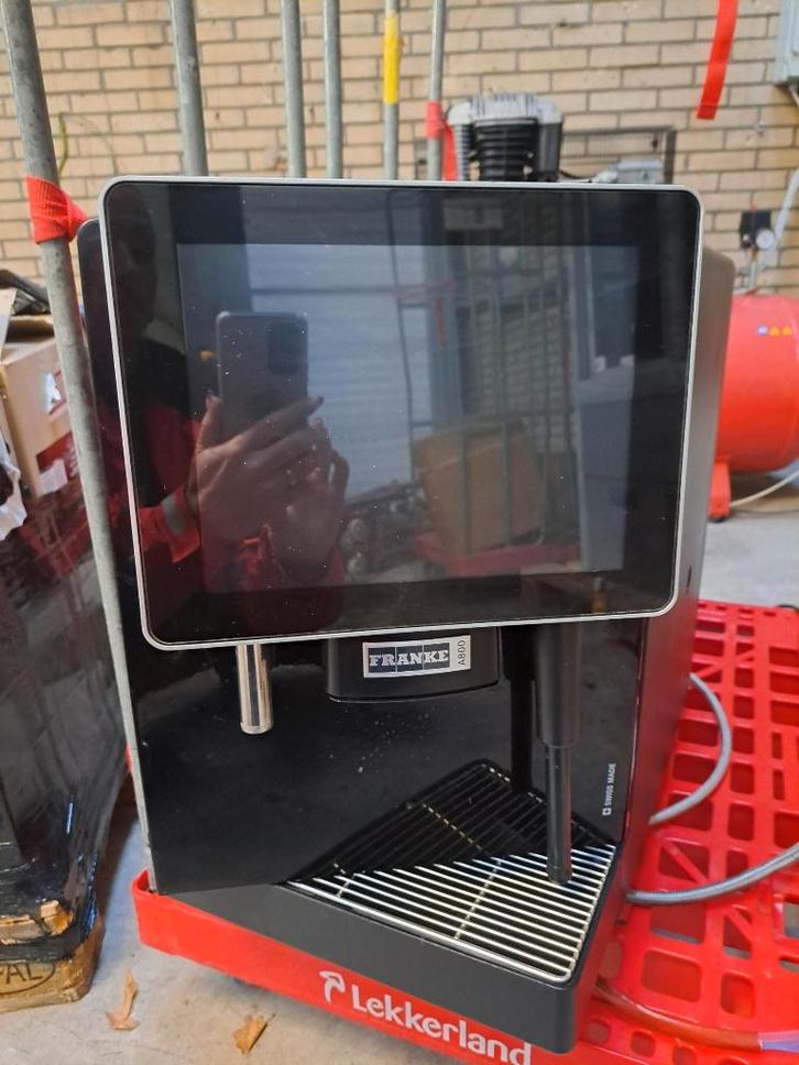 Franke A800 professioneel koffieautomaat, Witgoed en Apparatuur, Koffiezetapparaten, Gebruikt, Koffiebonen, Koffiemachine, 10 kopjes of meer