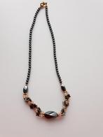 Aparte hematietketting met oudroze accenten, 45 cm lang, Nieuw, Grijs, Ophalen of Verzenden, Steen of Mineraal