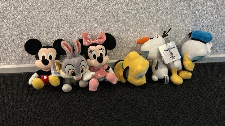 Disney Knuffels - Mickey, Minnie, Donald, Olaf, Kinderen en Baby's, Speelgoed | Knuffels en Pluche, Zo goed als nieuw, Overige typen