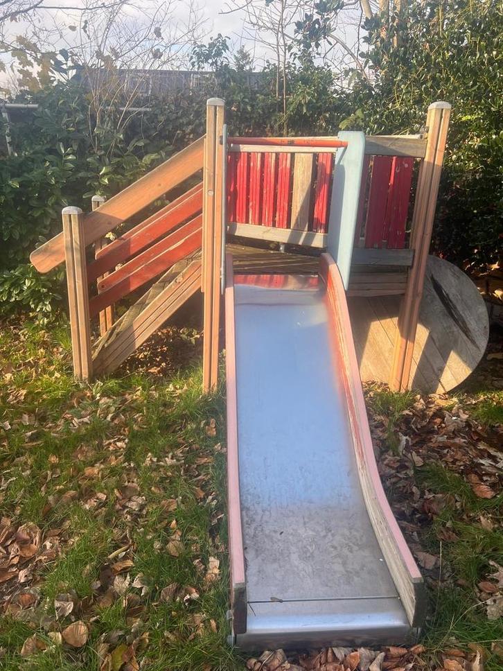 Houten Speeltoestel met Glijbaan, Kinderen en Baby's, Speelgoed | Buiten | Speeltoestellen, Gebruikt, Glijbaan, Aanbouwonderdeel