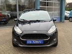 Ford Fiesta 1.0 EcoBoost Titanium Airco Lmv Pdc Stoel-Verwar, Auto's, Voorwielaandrijving, Gebruikt, Zwart, 23 km/l