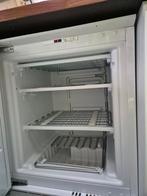Vriezer laag model inbouw, Witgoed en Apparatuur, Vriezers en Diepvrieskisten, Gebruikt, Minder dan 85 cm, Minder dan 60 cm, Energieklasse A of zuiniger