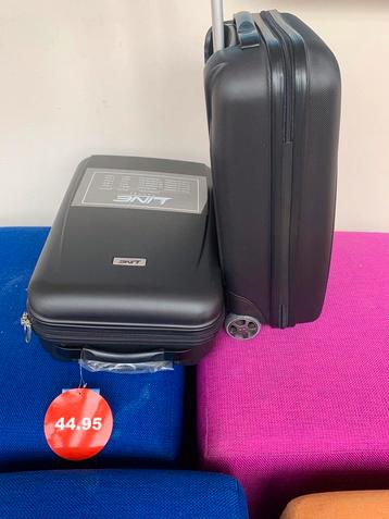 Gloednieuwe reiskoffers handbagage (2 stuks) beschikbaar voor biedingen