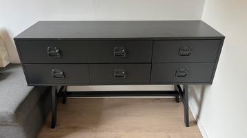 WOOOD dressoir met lades en plank