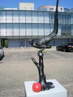 BEELD PAPEGAAI  *** GROOT EN ZWAAR METALEN BEELD ***, Ophalen, Zo goed als nieuw