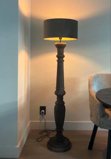 Houten Balusterlamp Vloerlamp 125cm beschikbaar voor biedingen